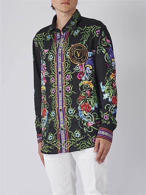 stoffa versace uomo|Versace uomo: opulenza e stile audace su Biffi.